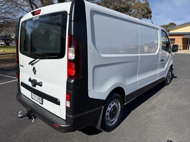 2023 Renault Trafic Crew Pro X82 MY23 Glacier White