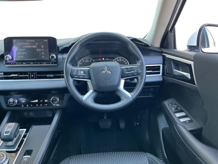2024 Mitsubishi Outlander