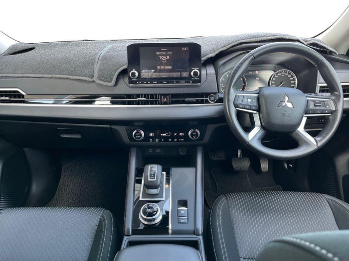 2024 Mitsubishi Outlander