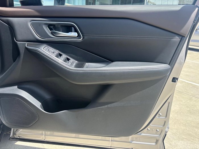 2025 Nissan X-TRAIL Ti