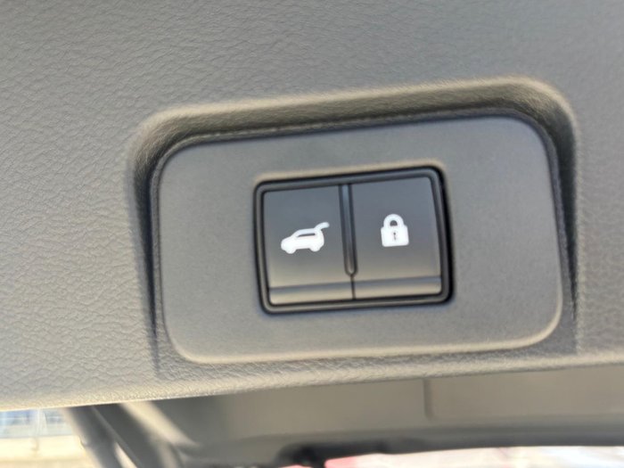 2025 Nissan X-TRAIL Ti