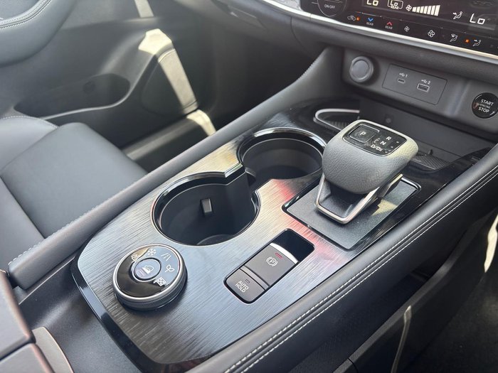 2025 Nissan X-TRAIL Ti