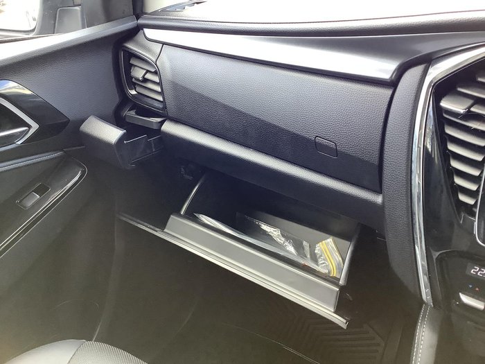 2022 Isuzu MU-X LS-T