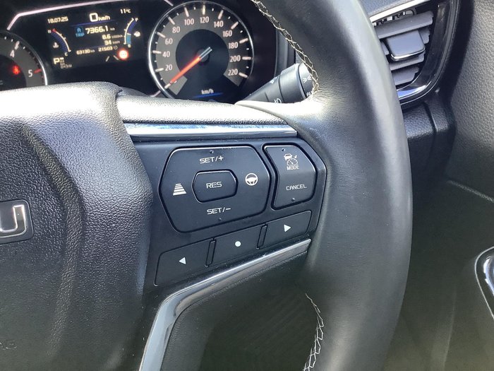 2022 Isuzu MU-X LS-T