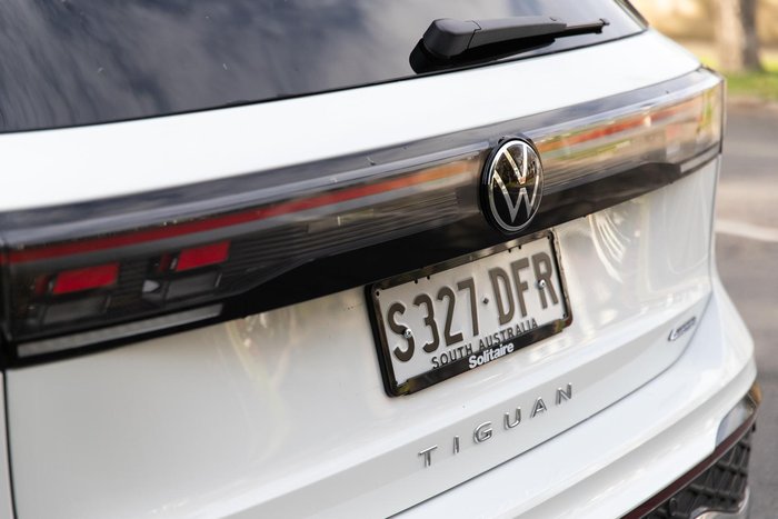 2025 Volkswagen Tiguan 195TSI R-Line