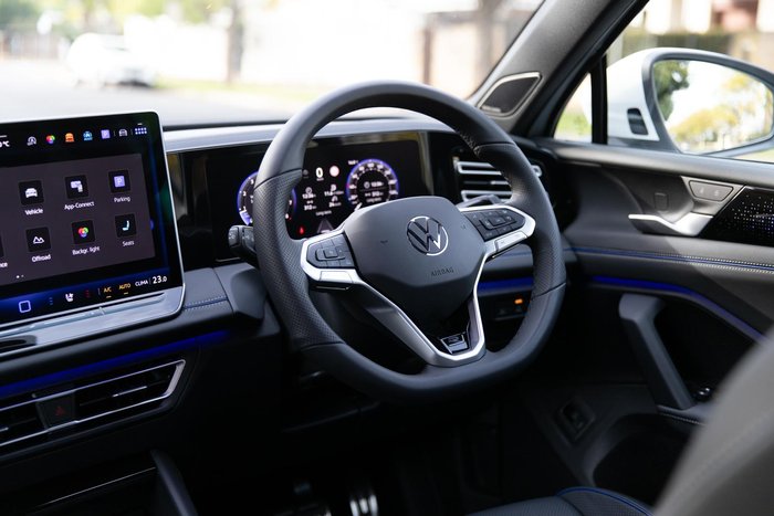 2025 Volkswagen Tiguan 195TSI R-Line