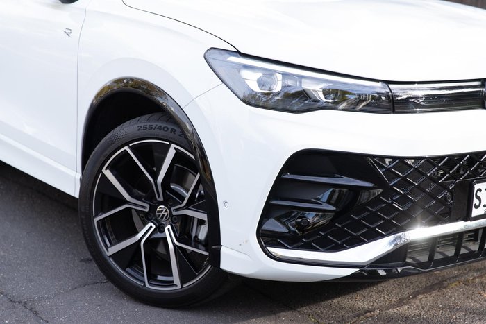 2025 Volkswagen Tiguan 195TSI R-Line