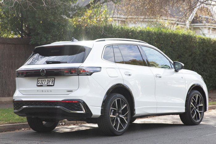 2025 Volkswagen Tiguan 195TSI R-Line