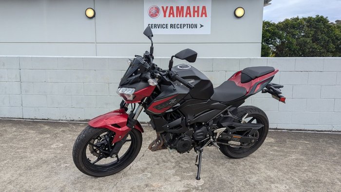 2021 Kawasaki Z400 Red