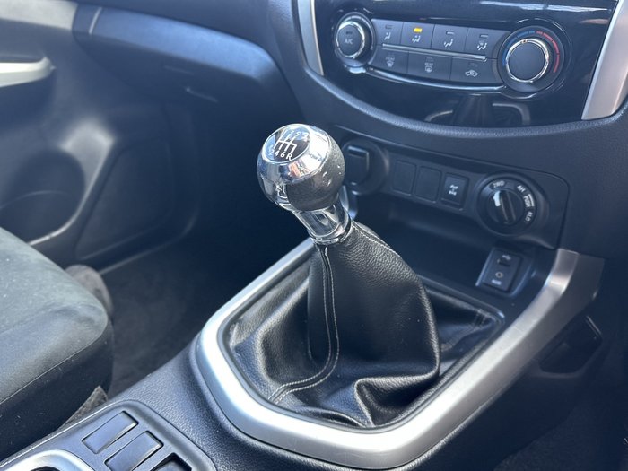 2018 Nissan Navara ST