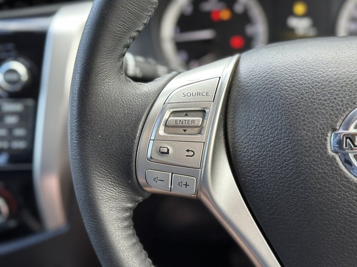 2018 Nissan Navara ST
