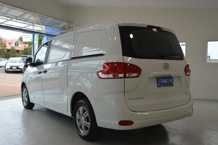 2025 LDV G10