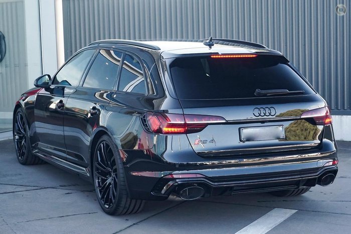 2023 Audi RS4 