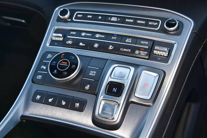 2023 Hyundai Santa Fe Hybrid Highlander TM.V4 MY23 4X4 On Demand White