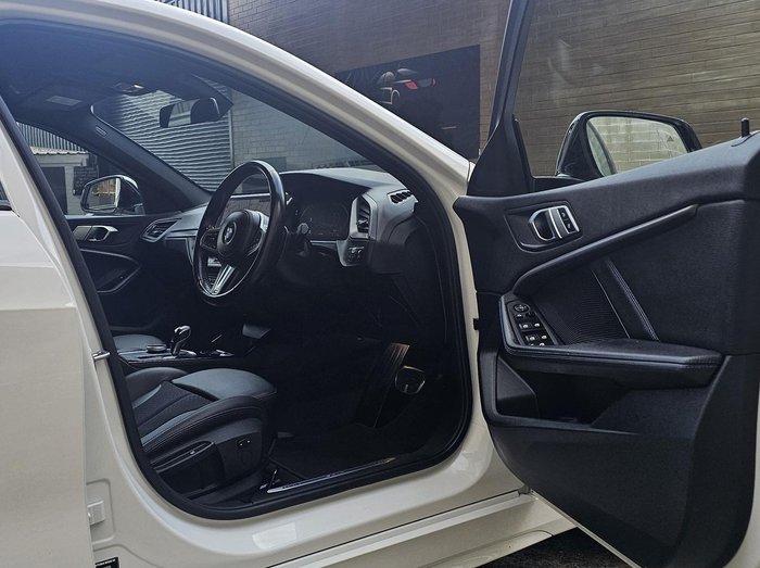 2022 BMW 1 Series 118i M Sport F40 Alpine White