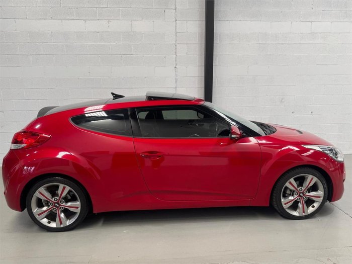 2012 Hyundai Veloster + FS Veloster Red