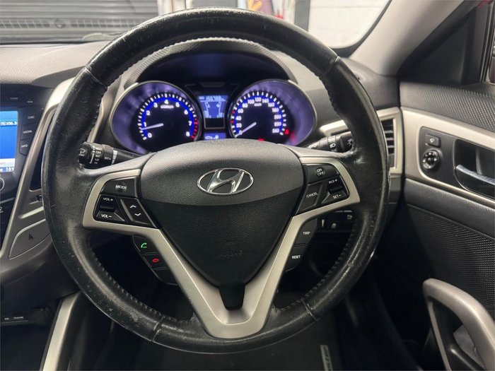 2012 Hyundai Veloster + FS Veloster Red