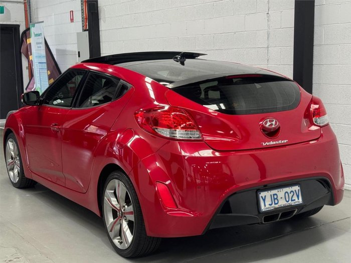 2012 Hyundai Veloster + FS Veloster Red