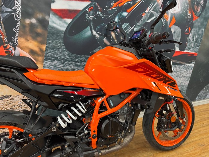 2024 Ktm 390 DUKE ORANGE