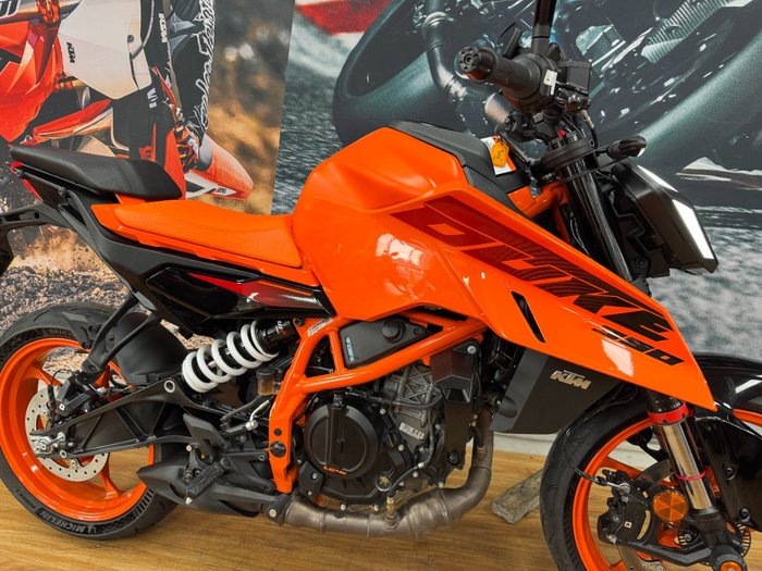 2024 Ktm 390 DUKE ORANGE
