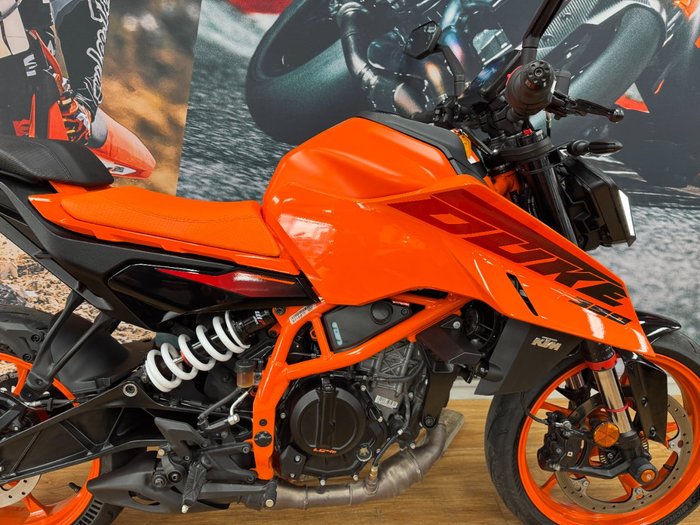 2024 Ktm 390 DUKE ORANGE