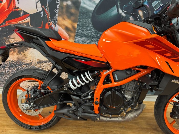 2024 Ktm 390 DUKE ORANGE