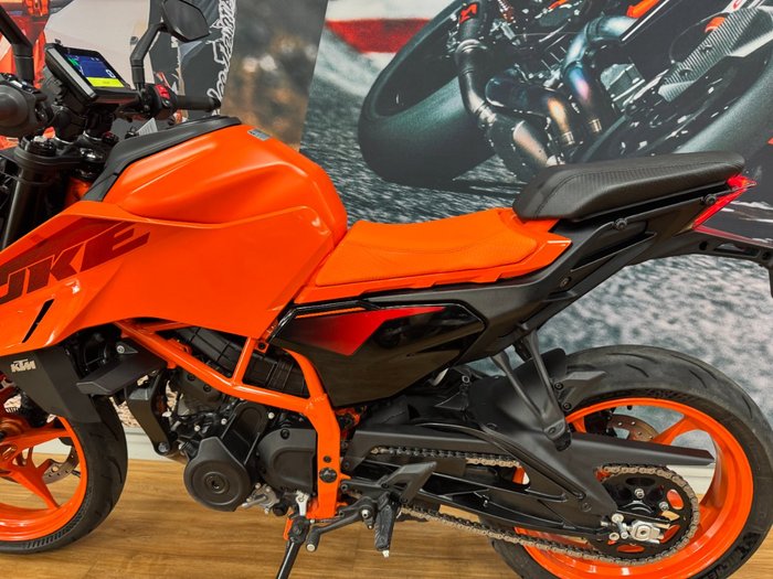 2024 Ktm 390 DUKE ORANGE