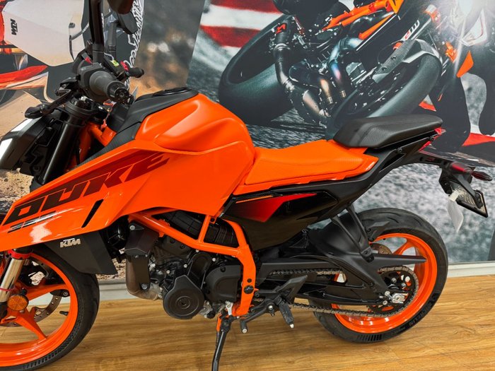 2024 Ktm 390 DUKE ORANGE