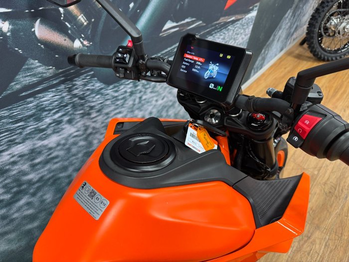 2024 Ktm 390 DUKE ORANGE