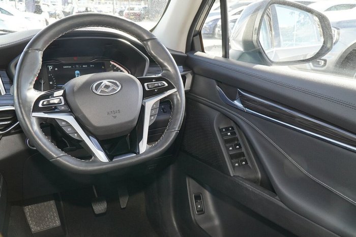 2020 LDV D90 Executive