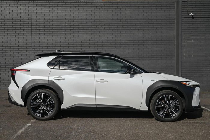 2024 Toyota bZ4X