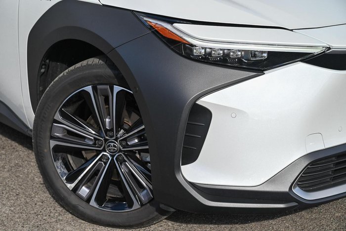 2024 Toyota bZ4X