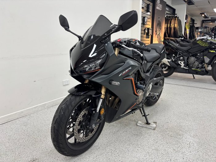 2022 Honda CBR650R Black