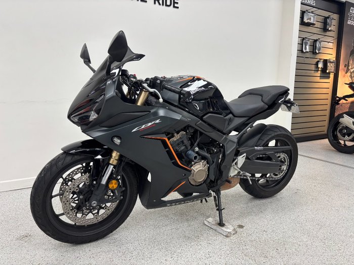 2022 Honda CBR650R Black