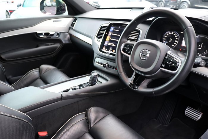 2022 Volvo XC90 Recharge Plug-In Hybrid