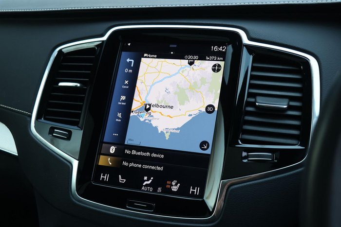 2022 Volvo XC90 Recharge Plug-In Hybrid