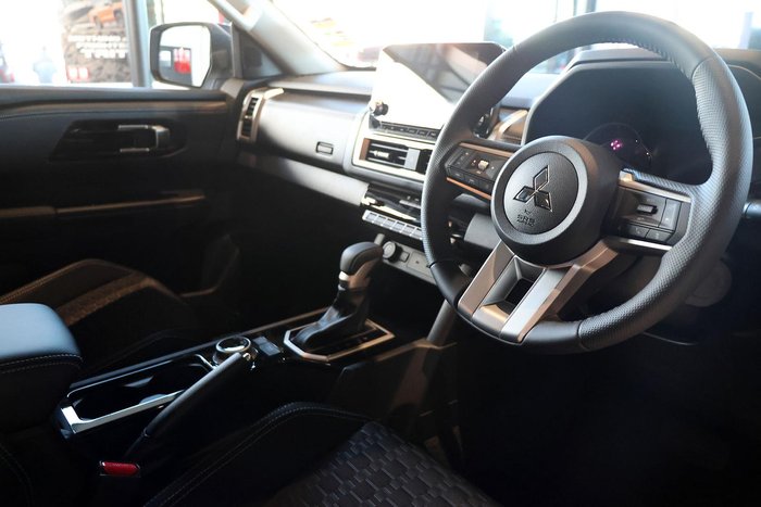 2025 Mitsubishi Triton GLS MV MY25 4X4 Dual Range Blade Silver