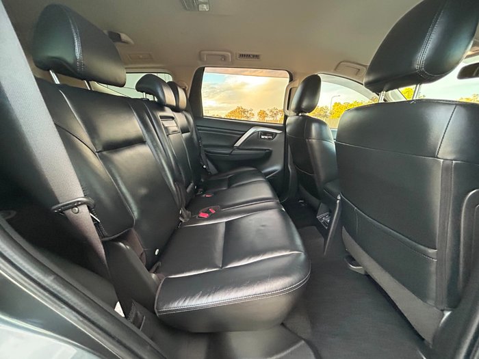 2020 Mitsubishi Pajero Sport GLS