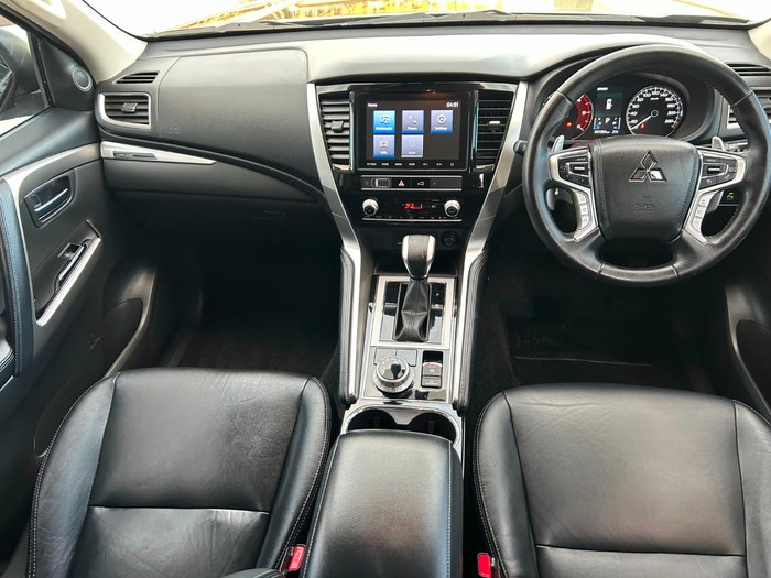 2020 Mitsubishi Pajero Sport GLS