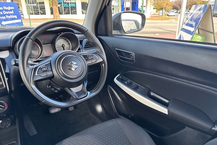 2019 Suzuki Swift GL Navigator