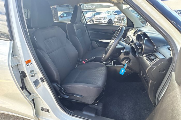 2019 Suzuki Swift GL Navigator