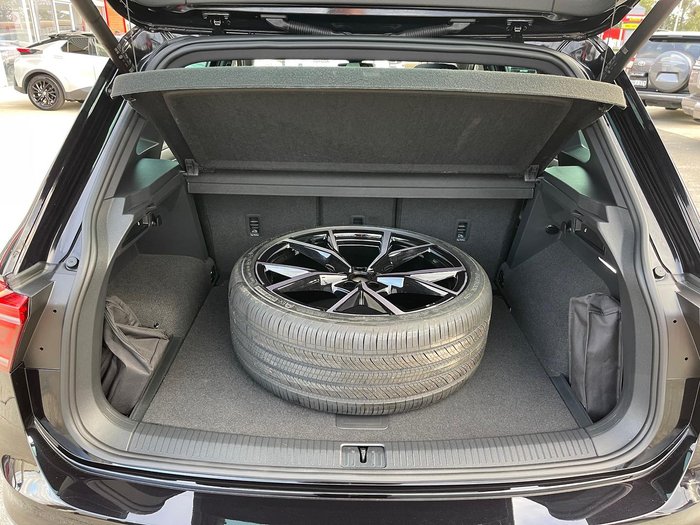 2023 Volkswagen Tiguan R