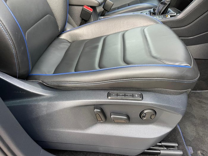 2023 Volkswagen Tiguan R