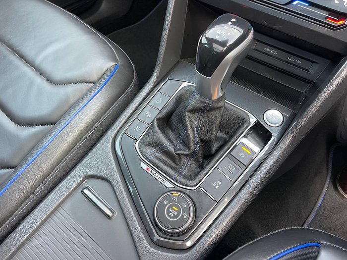 2023 Volkswagen Tiguan R