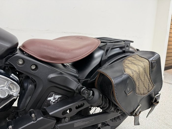 2020 INDIAN SCOUT BOBBER TWENTY THUNDER BL Black