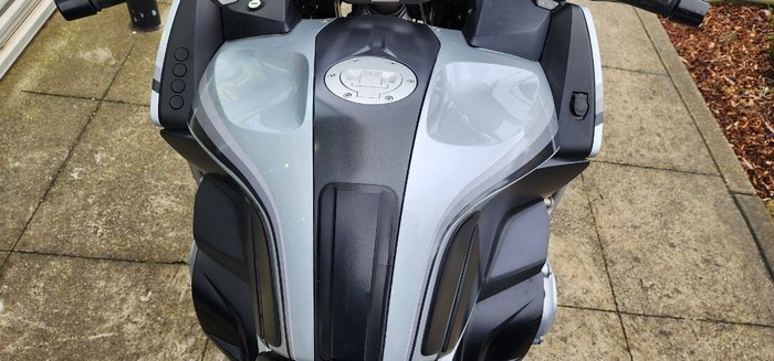 2018 BMW Motorrad R1200 RT SILVER