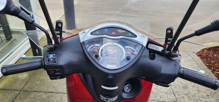 2008 Honda SH150i RED