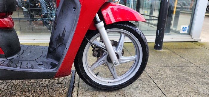 2008 Honda SH150i RED