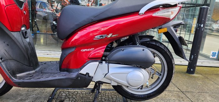 2008 Honda SH150i RED