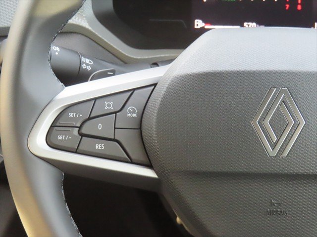 2025 Renault Duster Evolution